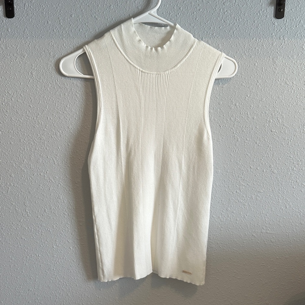 Tahari Elegant Cream Sleeveless Tank Top